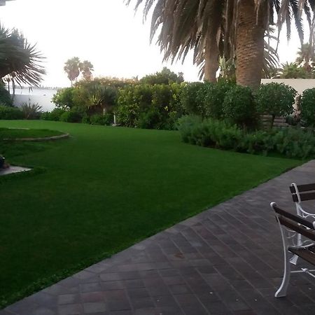 Haus Schaaf B&B Walvis Bay Bagian luar foto